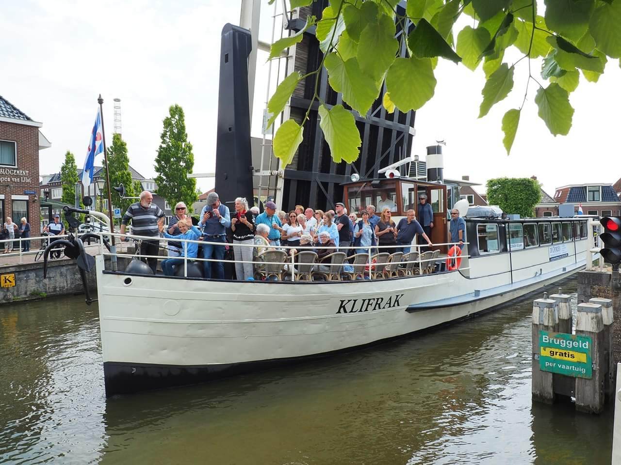 Partyboot Friesland de Oorden - fb_img_1558634233150